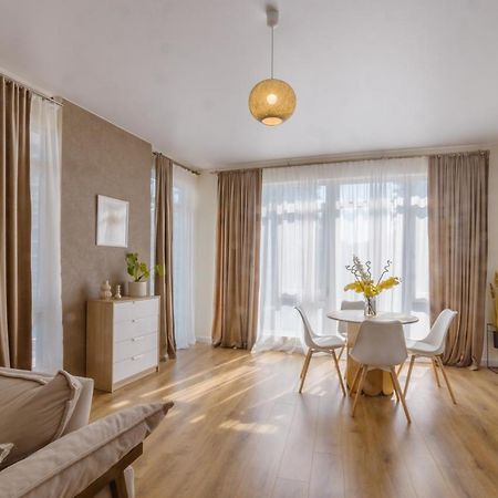Four Season Apartment Батуми Экстерьер фото