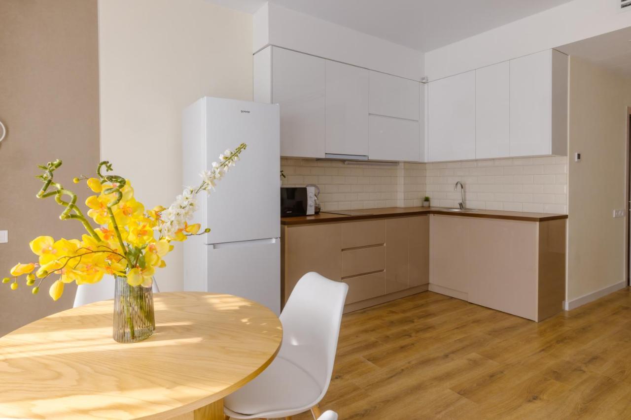 Four Season Apartment Батуми Экстерьер фото